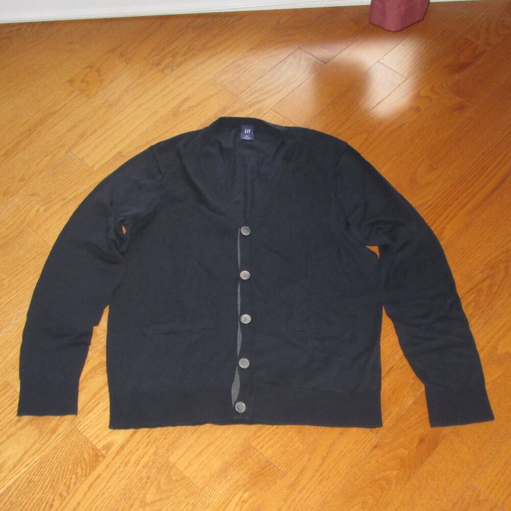 Men's Gap 100% Cotton Navy Blue Button Cardigan Size Small, 2 front pockets